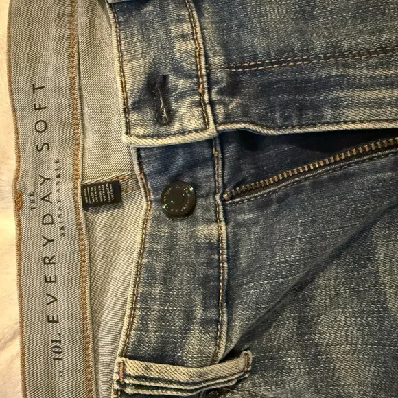 White House Black Market Women's Black Beaded Blue Skinny Straight Leg Jeans - Picture 2 of 8